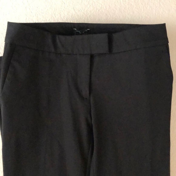 Ann Taylor Petite Black Signature Pants in a 0P - Picture 3 of 4